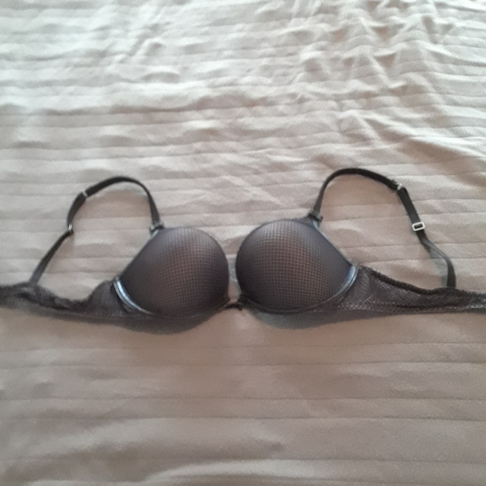 Black and grey bra